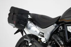 SW-Motech Bagagesysteem SysBag 15/15 Ducati Scrambler 1100 (17-) 7 SW-Motech Bagagesysteem SysBag 15/15 Ducati Scrambler 1100 (17-) -Motorfietsuitrustings Winkel BC.SYS .22.895.30000 B 1 7da2
